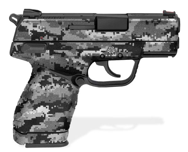 XD-E 3.3" Decal Grip - Digital Camo Black & White